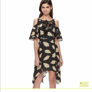 Beautiful beauty and the beast sundress (juniors)